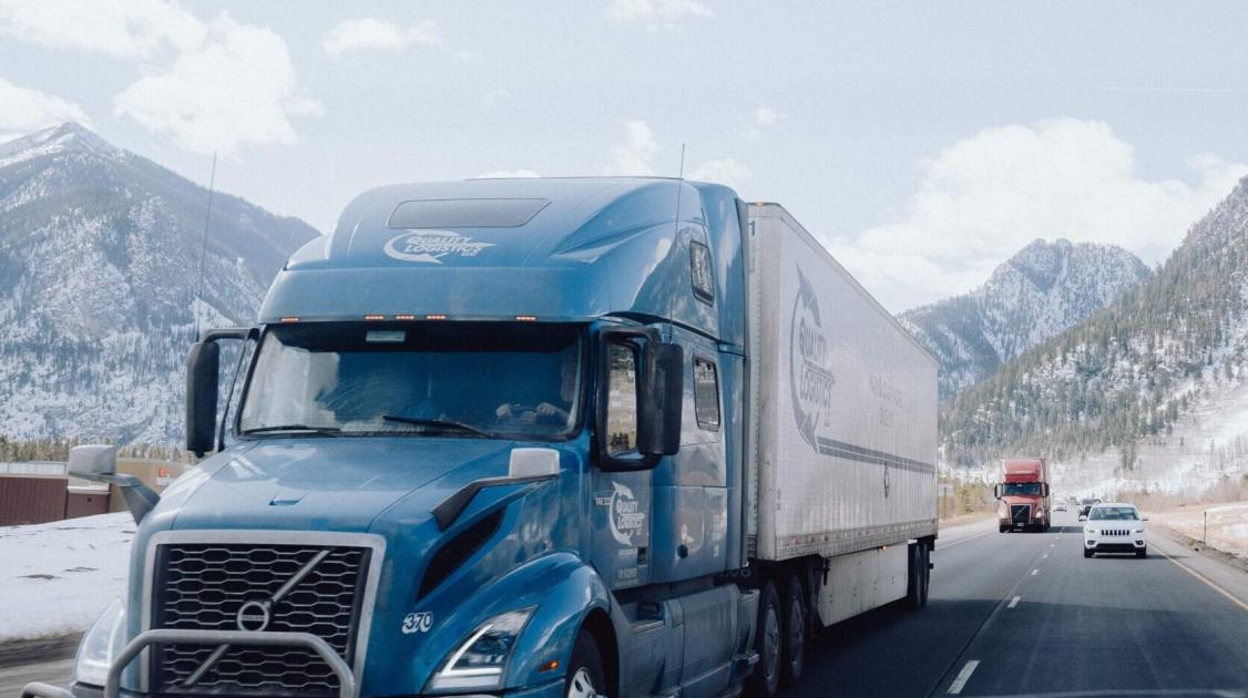 How Does the CVSA Define High-Risk Motor Carriers?